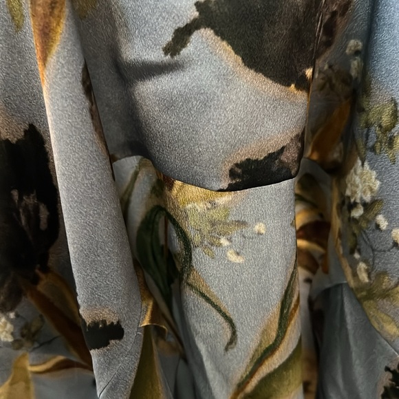 Vince button up - Picture 3 of 4